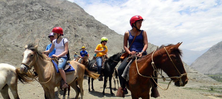Disfrutando del paseo a caballo