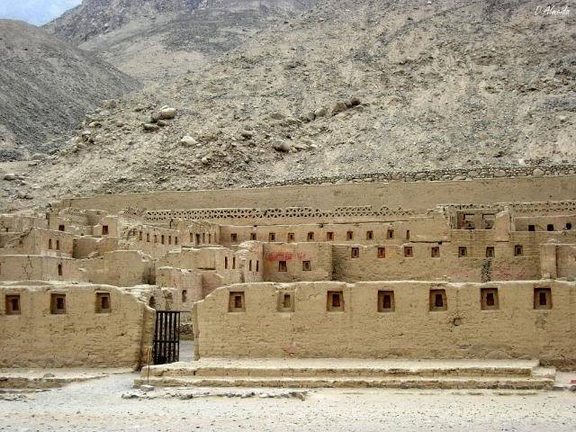 Ruinas Incahuasi en el desierto